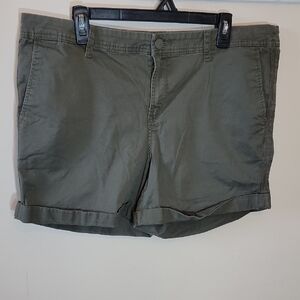 a new day Women's Dark Green Bermudas